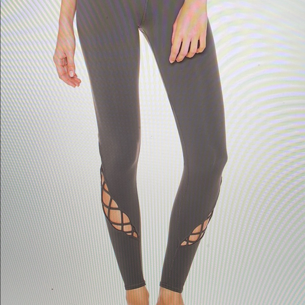 Alo Yoga Entwine Legging sz xs